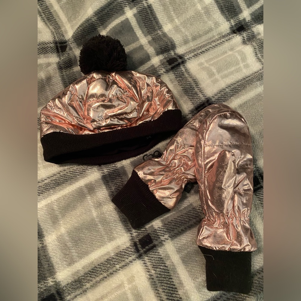 Girls hat/glove set